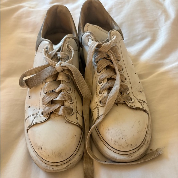 Alexander McQueen Sneakers - Picture 6 of 9